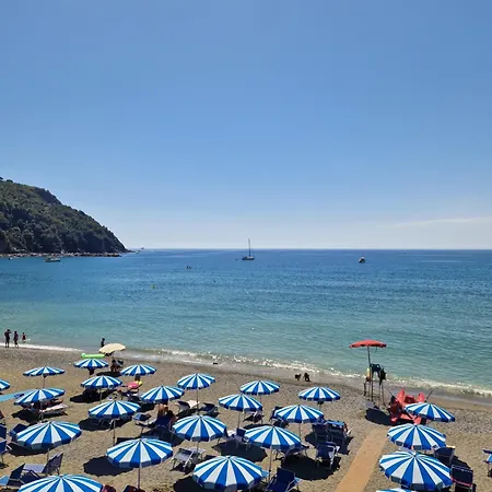 Il Nido Delle Rondini Леванто
